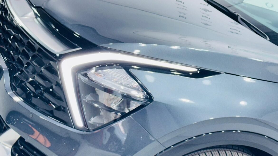 Sam Motors Kia Sportage 2024 (31) كيا سبورتاج 2024 هايبرد معدلة بالكامل من الداخل – الفخامة والتكنولوجيا في عرض حصري