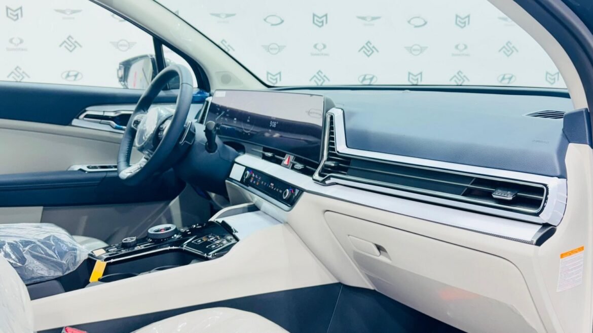 Sam Motors Kia Sportage 2024 (42) كيا سبورتاج 2024 هايبرد معدلة بالكامل من الداخل – الفخامة والتكنولوجيا في عرض حصري