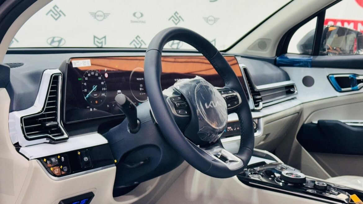 Sam Motors Kia Sportage 2024 (48) كيا سبورتاج 2024 هايبرد معدلة بالكامل من الداخل – الفخامة والتكنولوجيا في عرض حصري